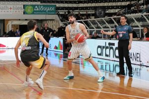 Αγχωμένο ξεκίνημα, αντίδραση πρωταγωνιστή